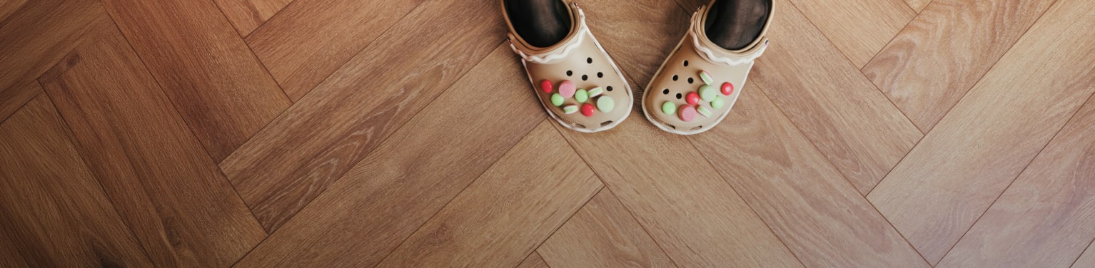 gingerbread clog
