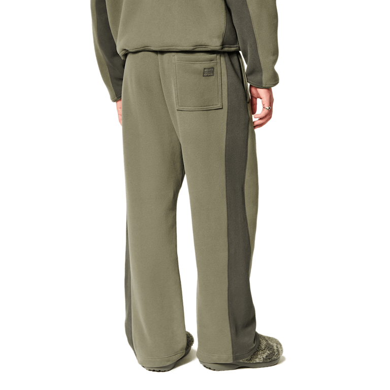 Hollister x Crocs Superbaggy Sweatpants
