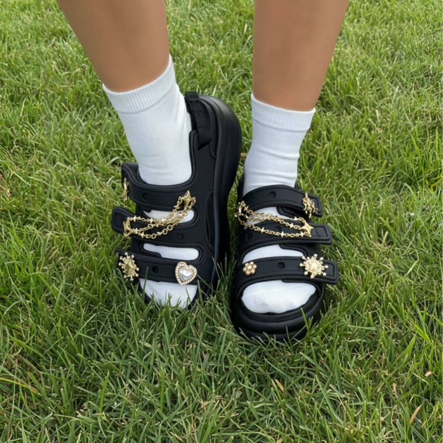 marketing/story-card-sohosandals-2026-may_na-english - Jibbitz Charms