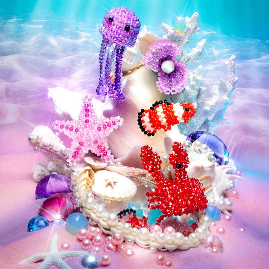 products/10017923_001_ALT200 - Jibbitz Charms