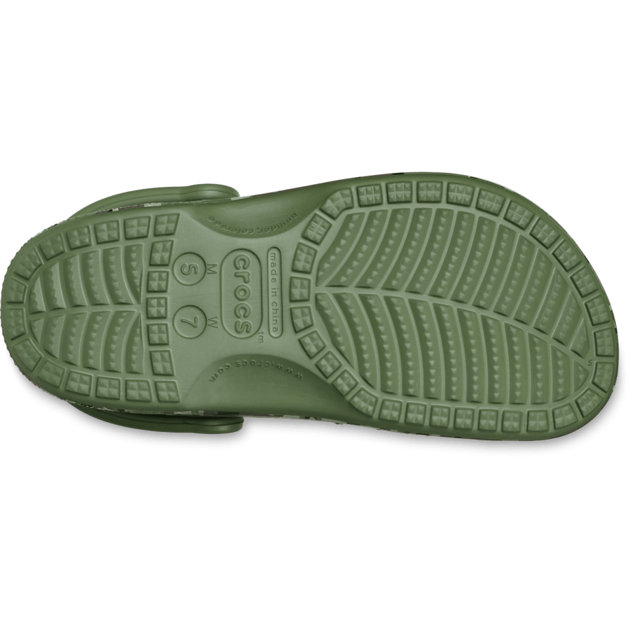 Army Green / Multi Baya Seasonal Printed Clog - Ansicht von unten - Crocs