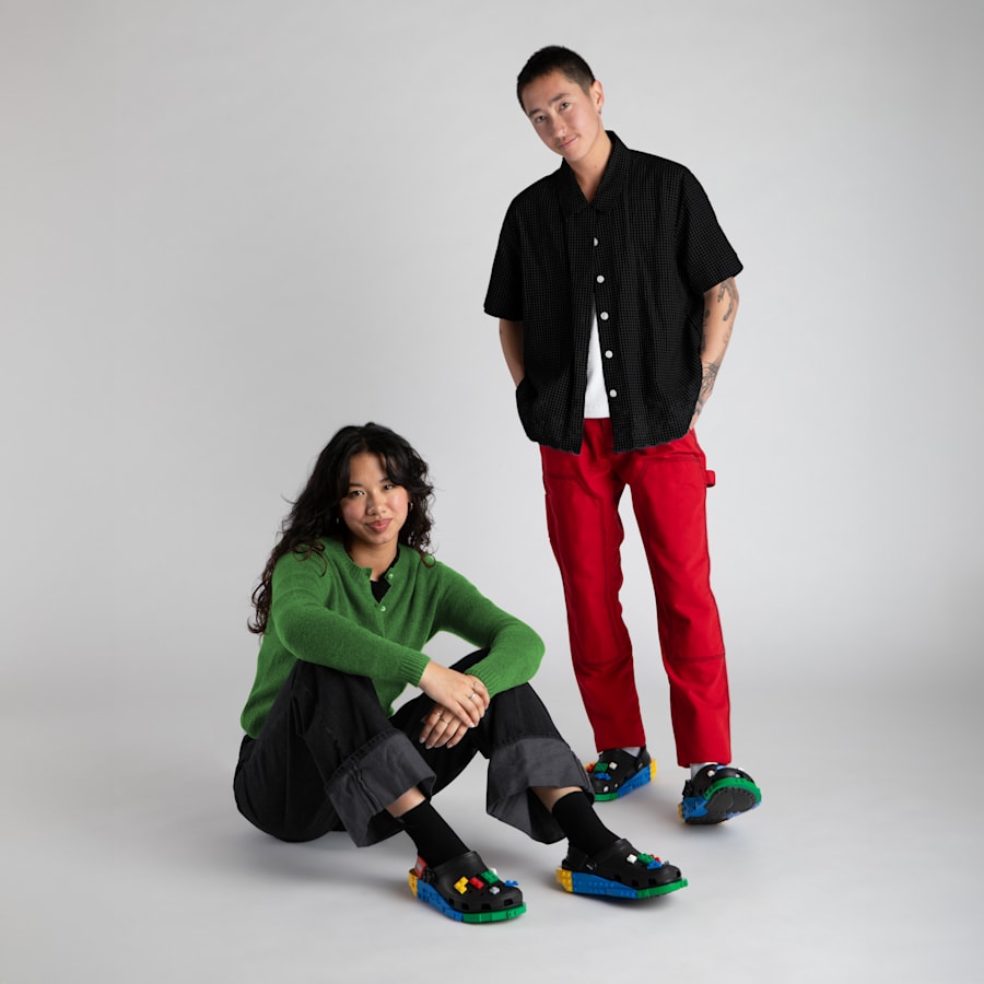 products/212388_90H_ALT180 - Crocs