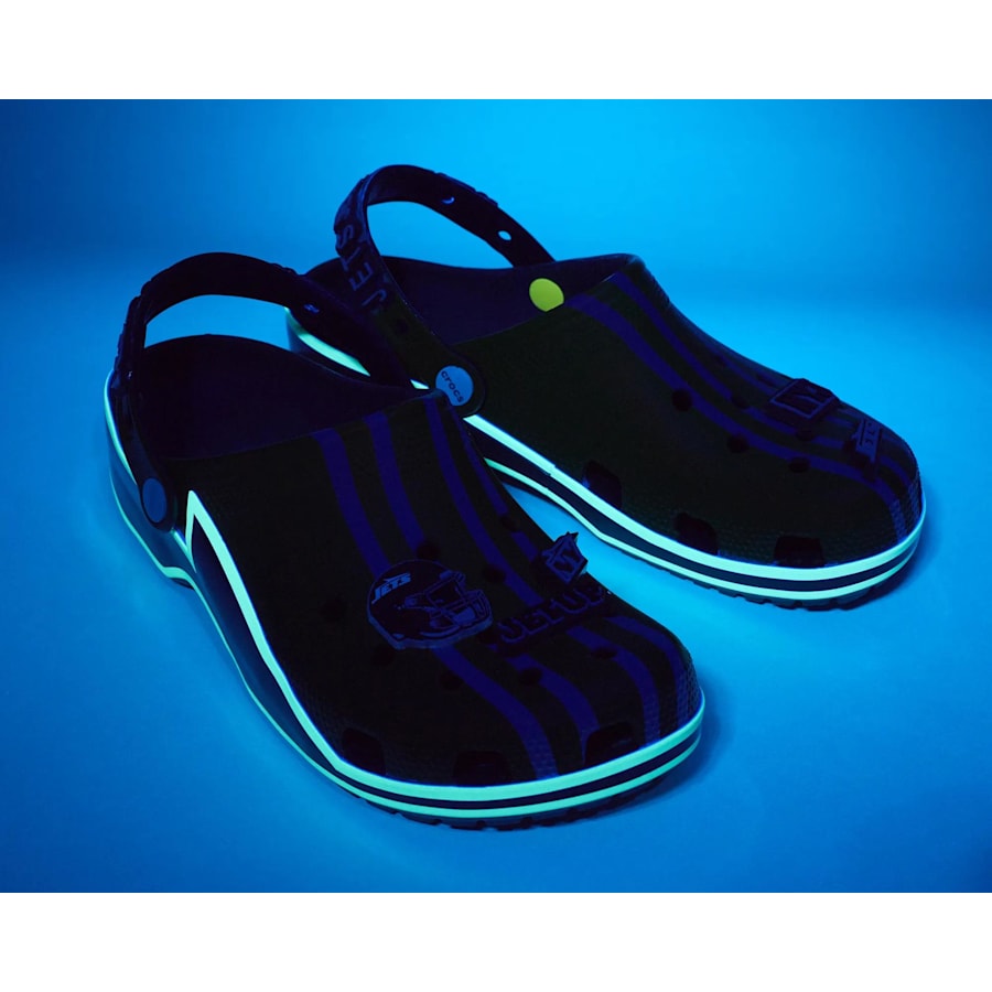 products/212739_90H_ALT170 - Crocs