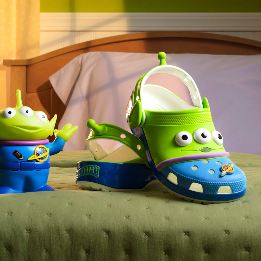 Multi Disney and Pixar's Toy Story Alien Classic Clog - Paire - Crocs