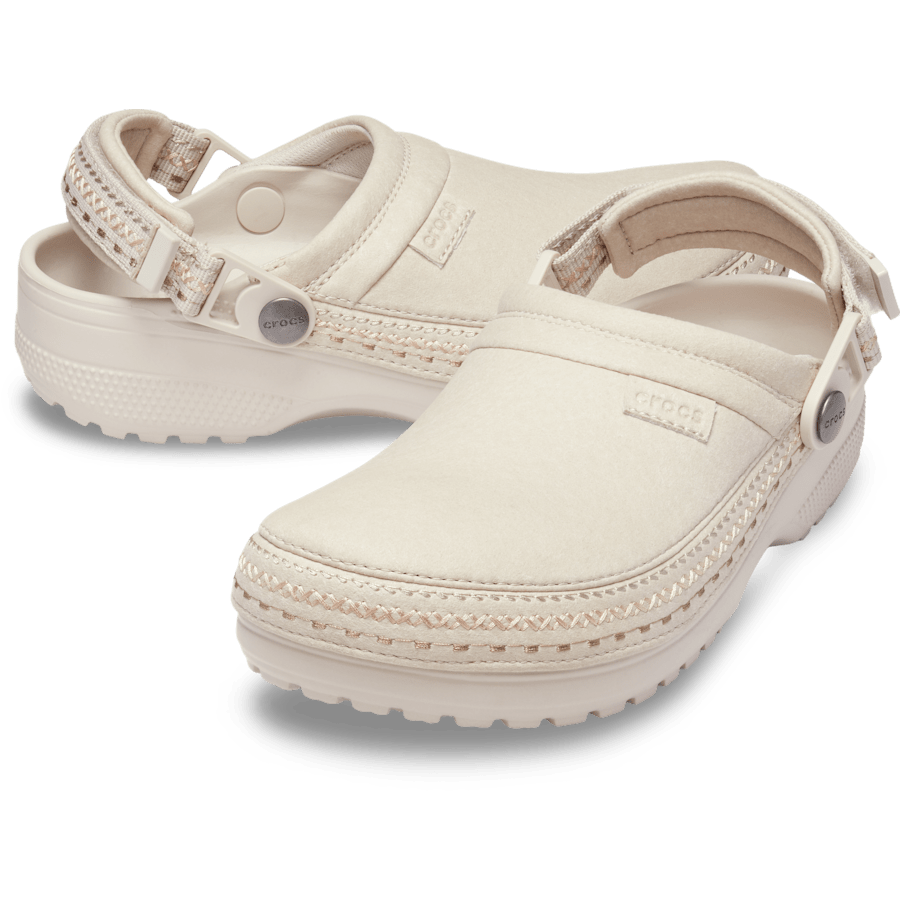 Couleur Crafted Vegan Suede Stitch Clog - Paire - Crocs
