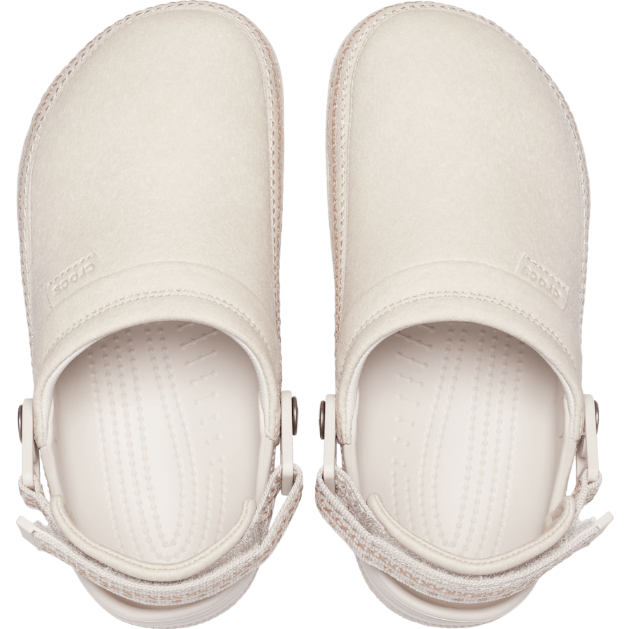 Couleur Crafted Vegan Suede Stitch Clog - Dessus - Crocs