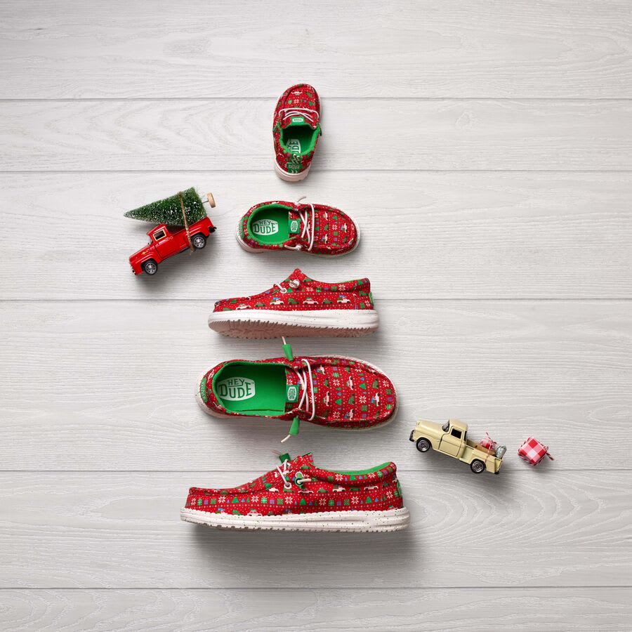 Red / Green Wendy Holiday Sweater - Lifestyle - HEYDUDE