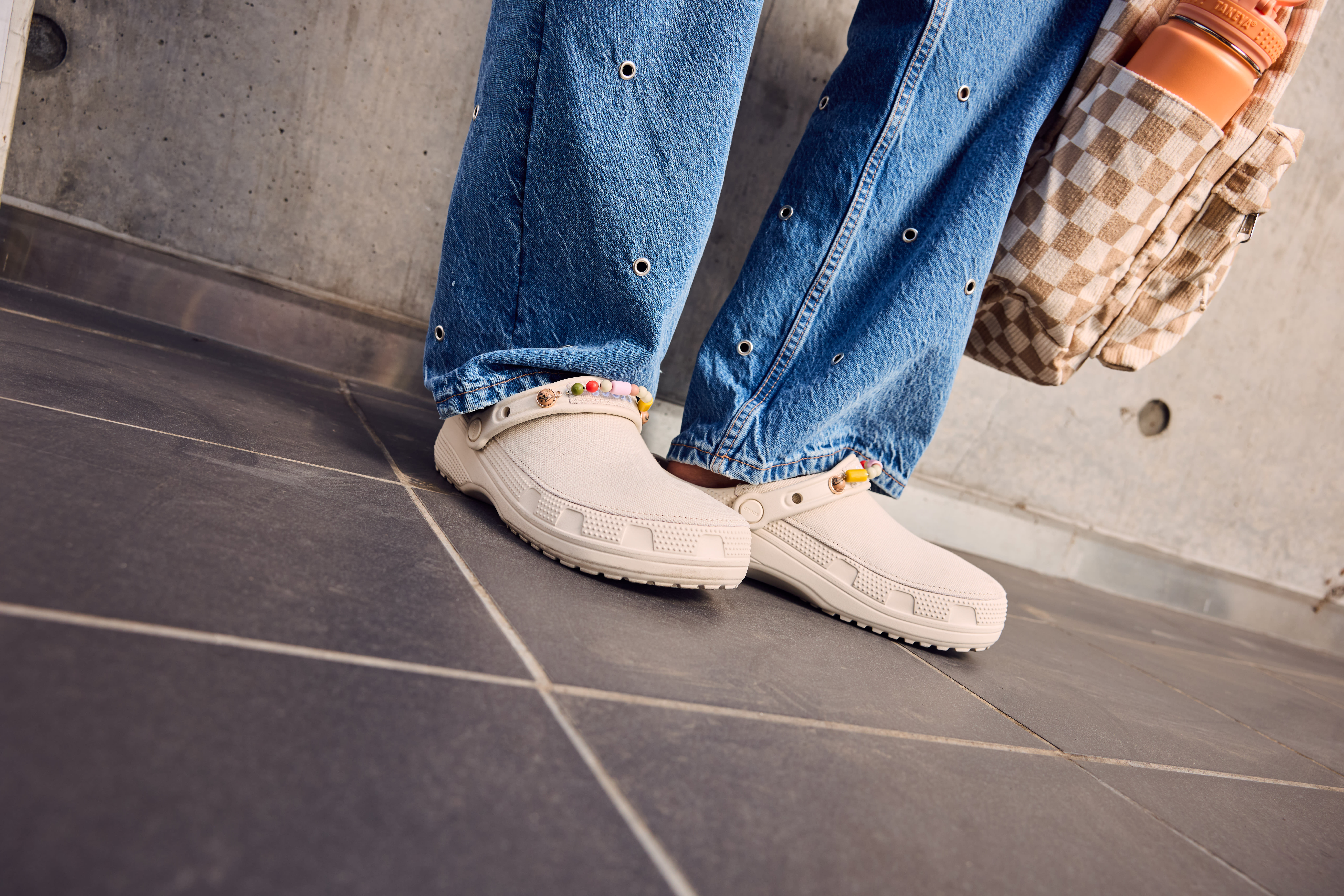 No. 50 グライダーセット クラシック クラフテッド クロッグ・定番サンダル 通販｜Crocs公式