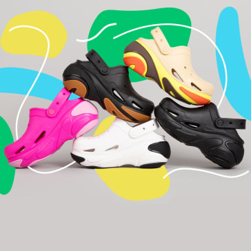 Crocs colorful sandals 2025