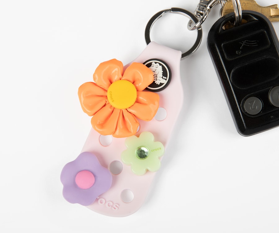 Add Jibbitz to Your Bag Charm