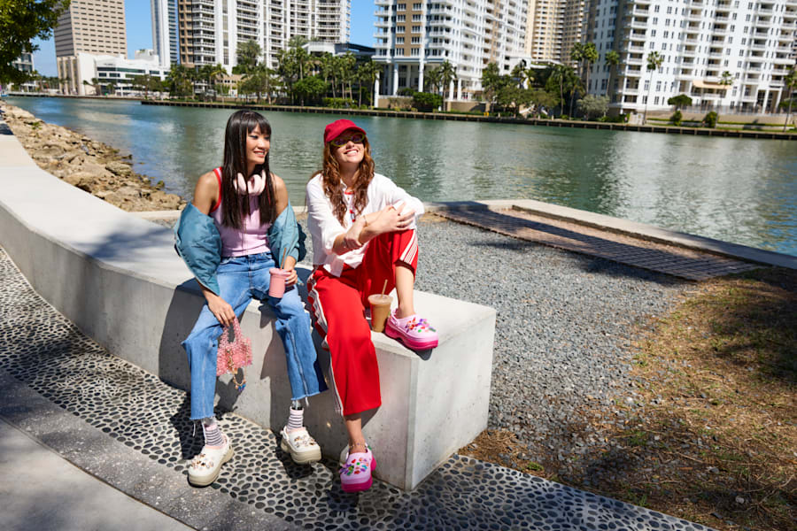【crocs】 クロックス CLASSIC STACKED CLOG CHALK 国内発送 crocs クロックス Crocs クラシック Stacked Clogs