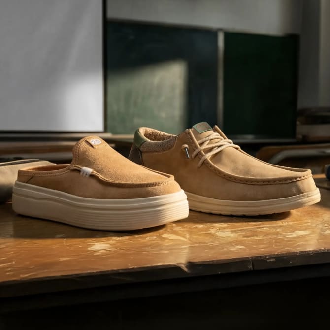 レオ casual 15 Men's and Women's Dress Casual Slip On Shoes | HEYDUDE shoes