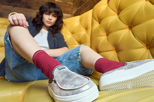 商品画像：Wally Stretch Sox Cloud Blue/Dawn Blue | HEYDUDE shoes 2