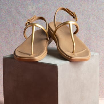 Crocs womens sandals on sale clearance