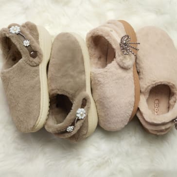 ワクワク☆未使用★クロックス　24センチ　ミュール冬サンダル crocs クロックス サンダル レディース クラシック メガ