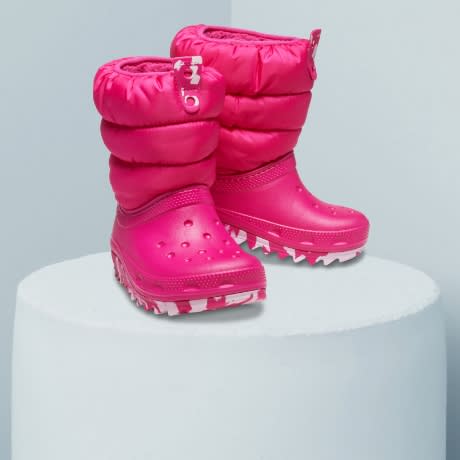 Crocs snowboot sales