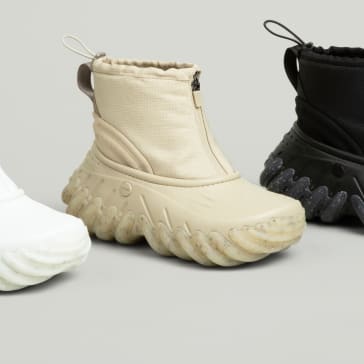 Size 17 crocs online