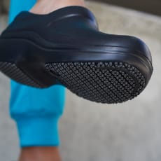 Nurses shoes crocs store