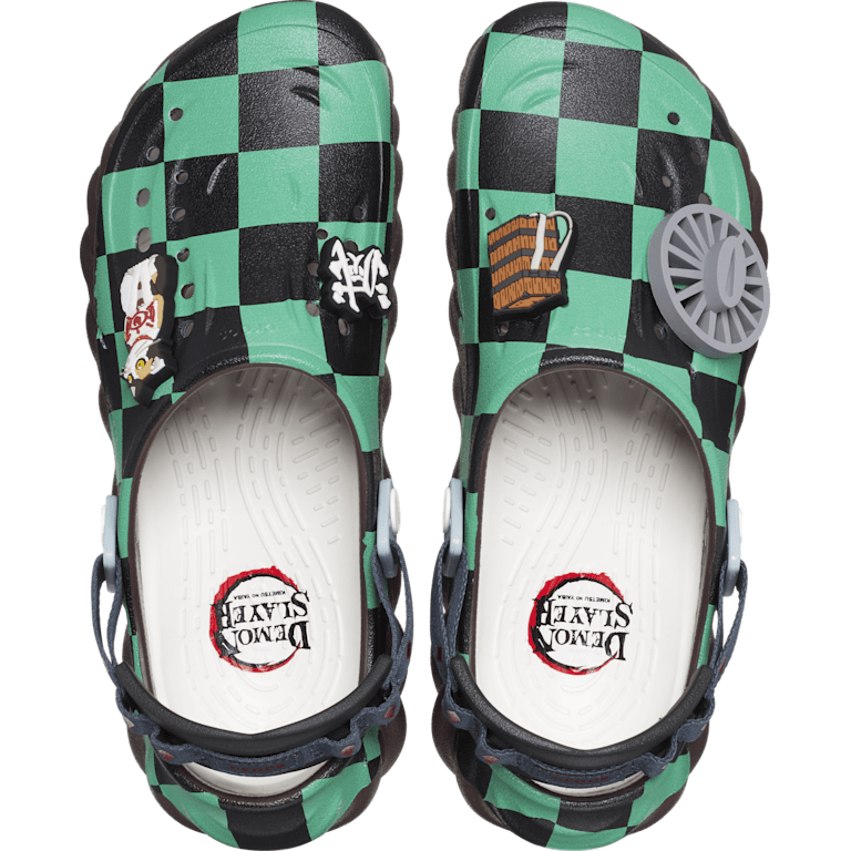 国内配送 CROCS DEMON SLAYER TANJIRO CLOG MULTI Demon Slayer Tanjiro Echo Clog - Crocs