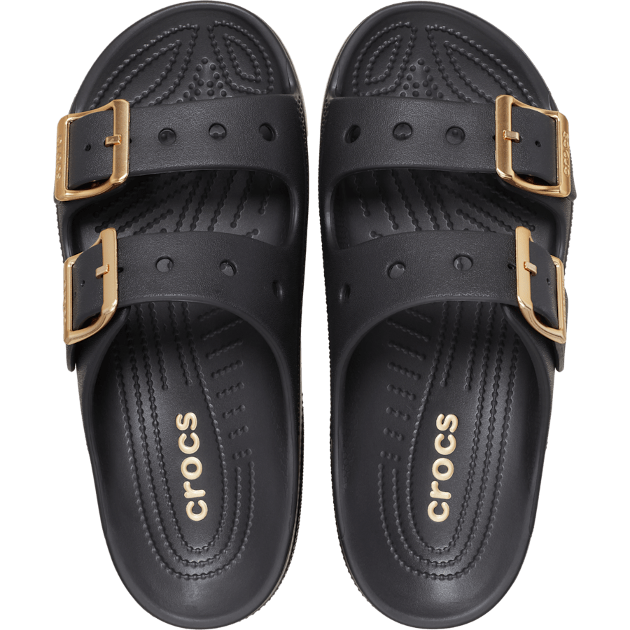 CROCSメタリックバックル サタデーサンダル 24cm黒ゴールド ウィメンズ メタリックバックル サタデー サンダル - Crocs
