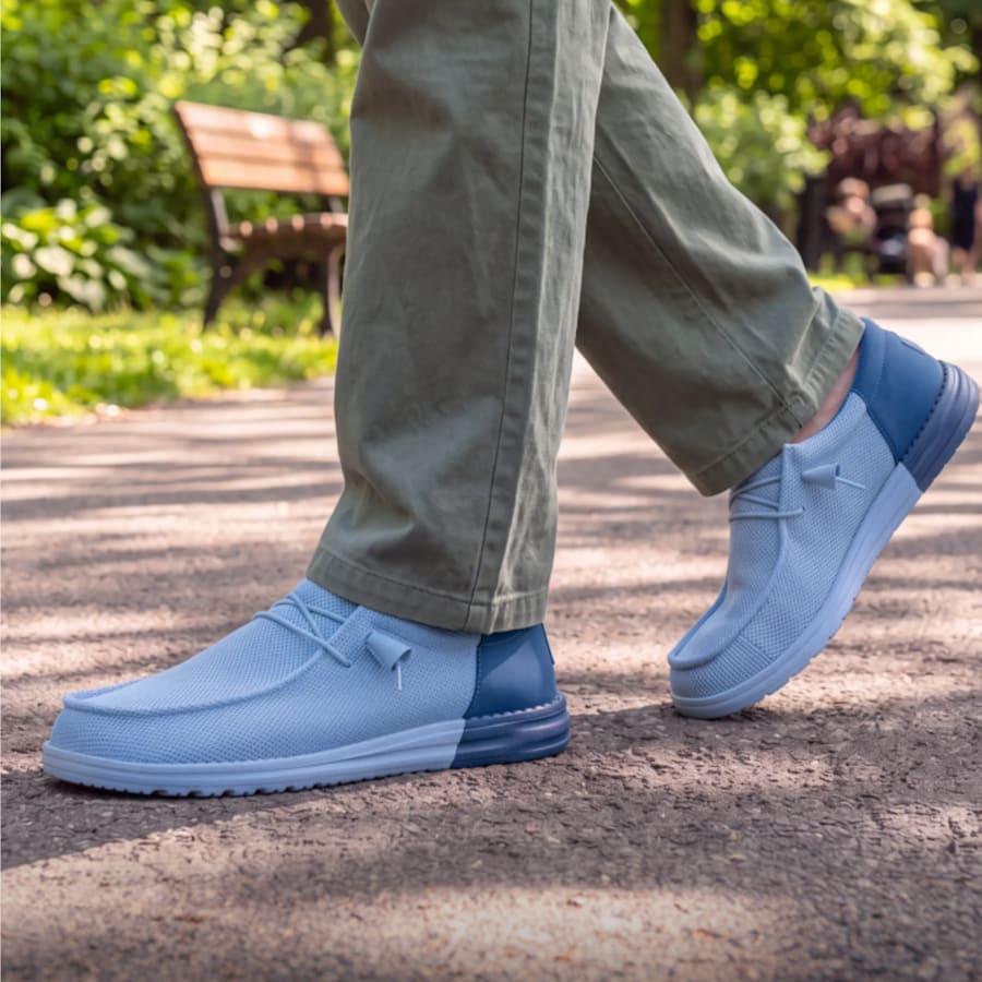 Wally Funk Mesh Split - Crocs