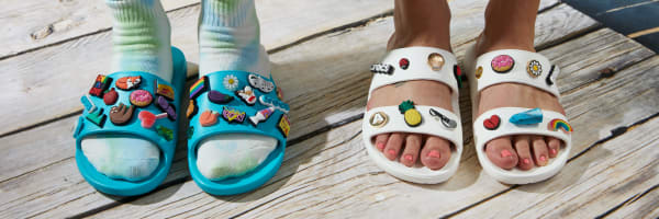 Leidingen Beide mouw Clogs, Shoes & Sandals | Free Shipping | Crocs™ Official Site