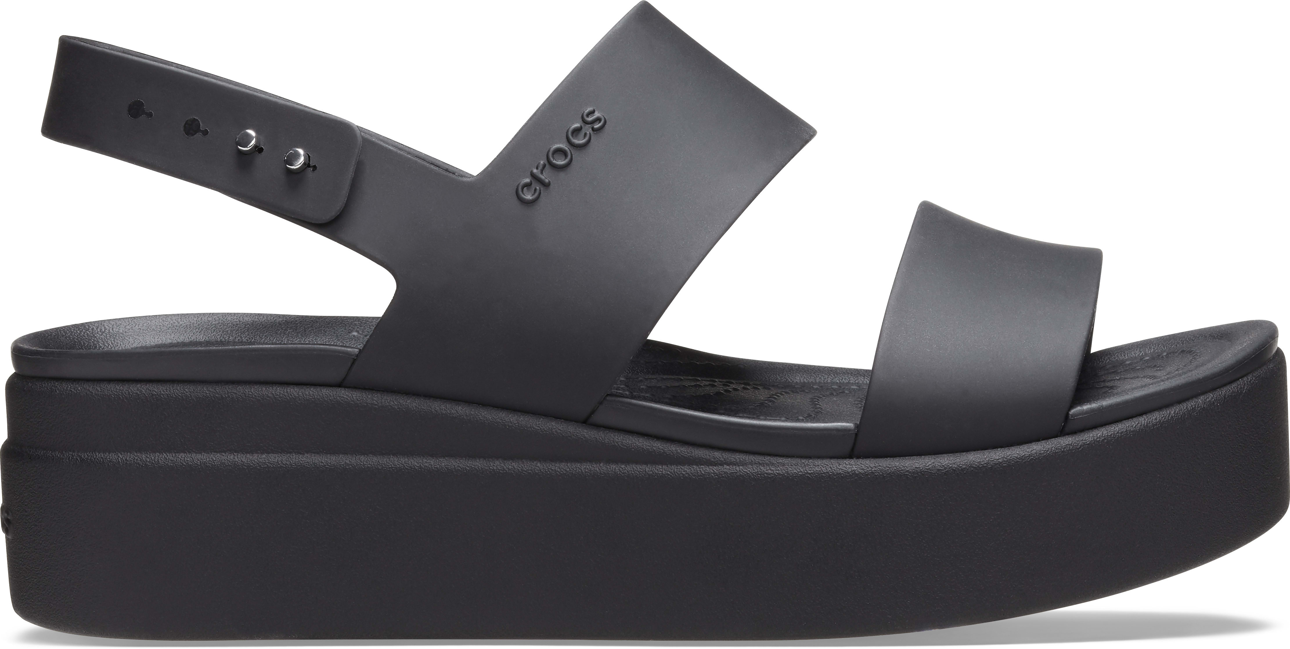 Crocs  CROCS BROOKLYN LOW WEDGE W  women's Wedge sandals in Black