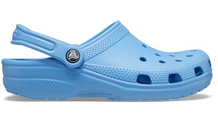 Crocs Classic Clog Beach Unisex Blue Sandals In Oxygen