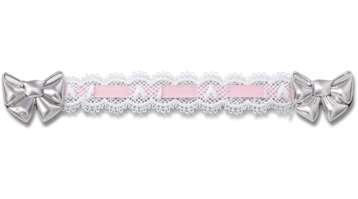 

Lace and Pink Ribbon Chain