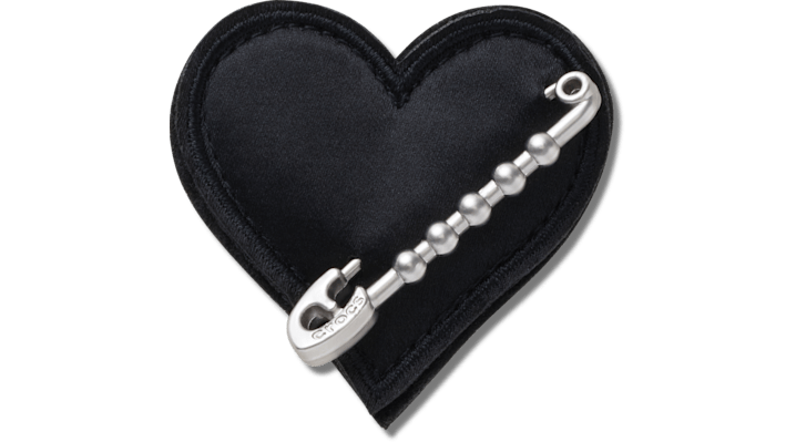 Jibbitz Black Heart With Safety Pin