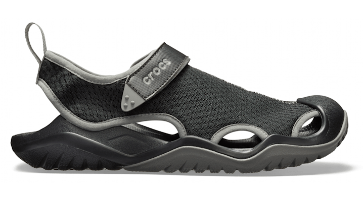 Crocs Men's Swiftwater™ Mesh Deck Sandal; Black, M10
