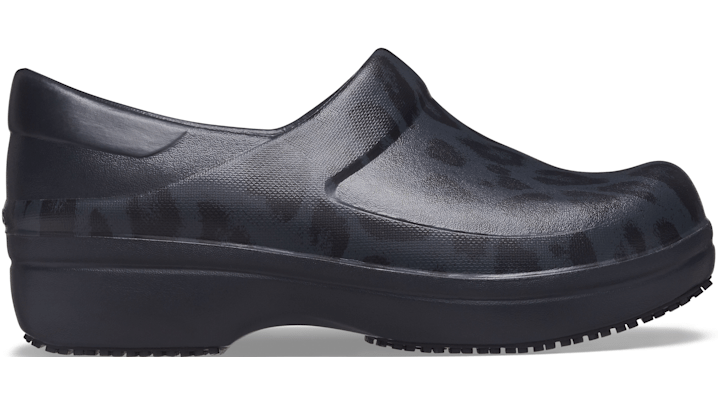Crocs neria pro graphic clog clearance