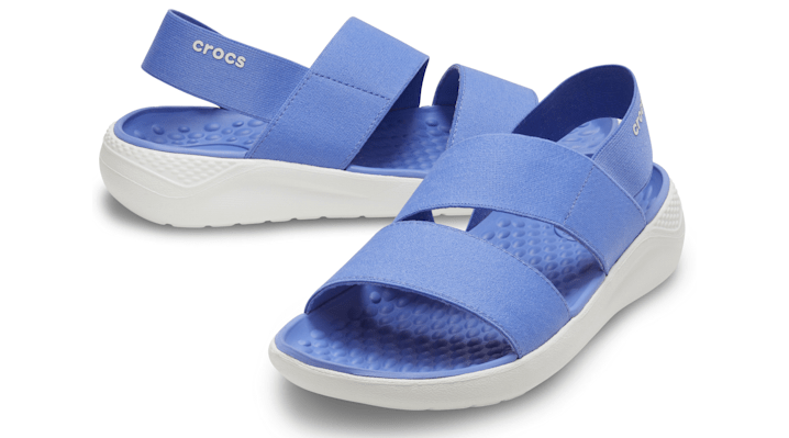 ＜クロックス公式＞ ★30%OFF！サンダル WOMEN'S CLEO SANDAL レディース、ウィメンズ、女性用 ブラウン/茶 24cm クレオ サンダル 30%OFF セール アウトレット