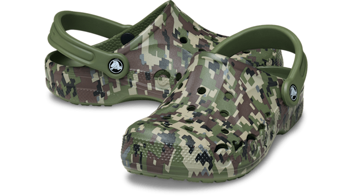 Crocs | Unisex | Baya Seasonal Printed | Clogs | Army Green / Multi | - 206230-3TC