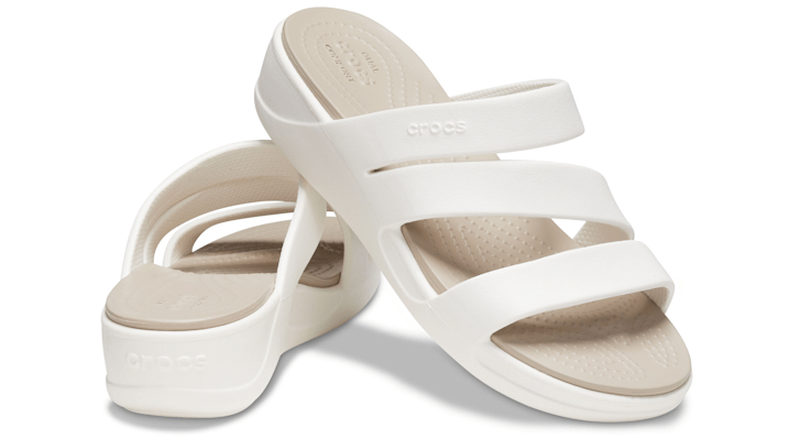 ＜クロックス公式＞ ★20%OFF！サンダル WOMEN'S LITERIDE&trade; STRETCH SANDAL レディース、ウィメンズ、女性用 ブラック/黒 21cm ライトライド ストレッチ サンダル ウィメン 20%OFF セール アウトレット