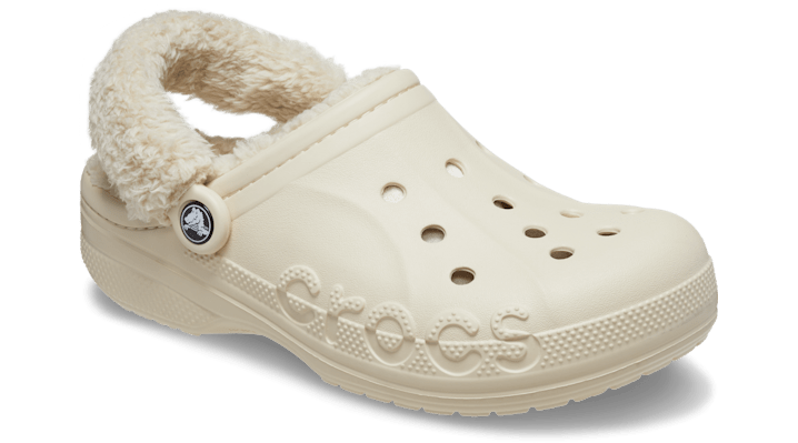 Women fuzzy outlet crocs