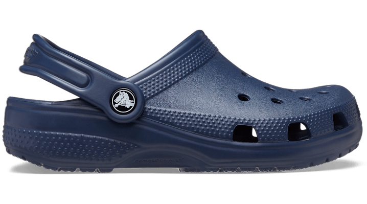 https://media.crocs.com/images/t_large/f_auto/products/206990_410_ALT100/crocs-toddler-classic-clog-navy-charm-view