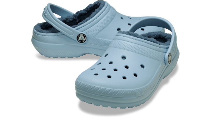 Fur lined 2024 crocs kids