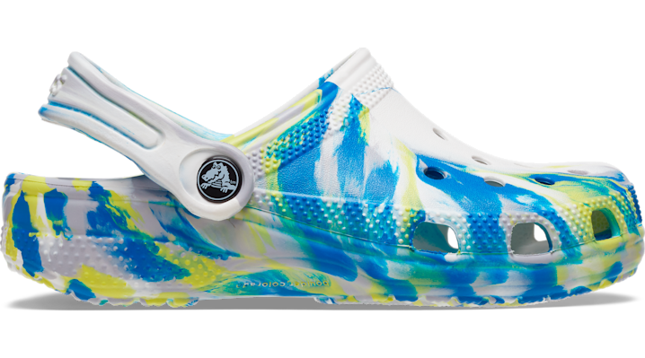 https://media.crocs.com/images/t_large/f_auto/products/207464_1E8_ALT100/crocs-kids-classic-marbled-clog-white-bright-cobalt-charm-view