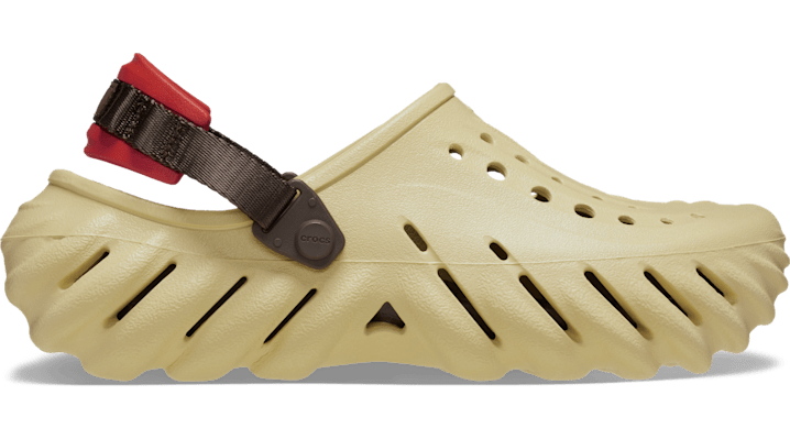 Shop Crocs Echo Sabots Unisex Sesame 48