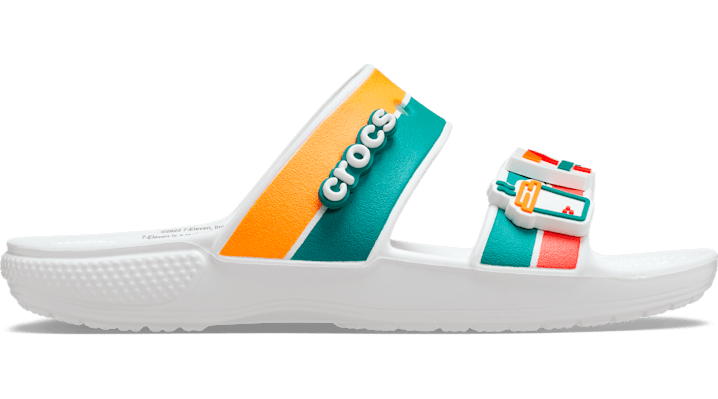 Image de Crocs 7-Eleven X Crocs Classic 2 Strap Sandal; White, M11