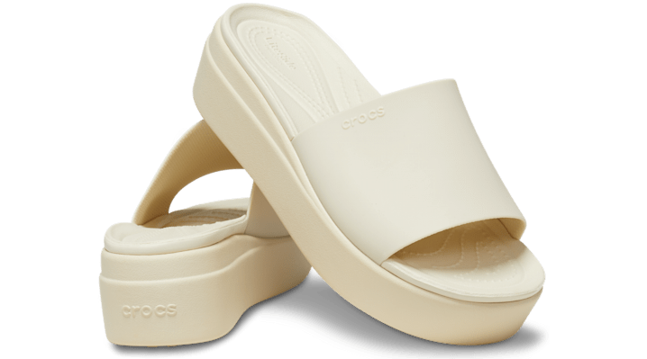 Crocs Brooklyn Slides Women Bone - 208728-2Y2