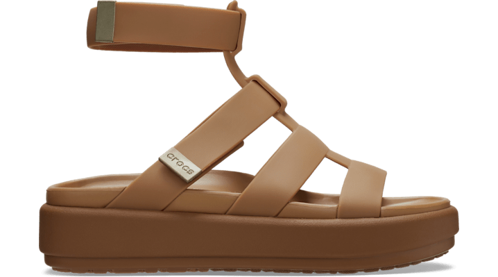 Crocs Brooklyn Luxe Gladiator In Tan/tan