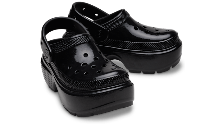 Crocs unisex Stomp High Shine Clogs Black - 209568-001