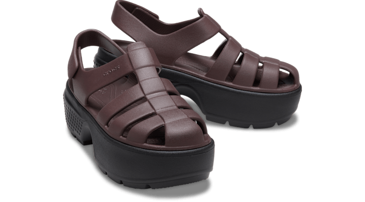 Crocs unisex Stomp Fisherman Sandals Mocha - 209938-2ZH