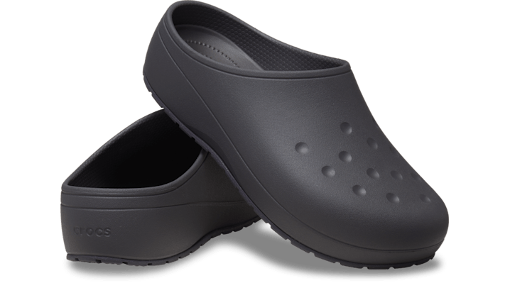 Crocs Classic Energy Clog in Black Sand - 209968-0LD