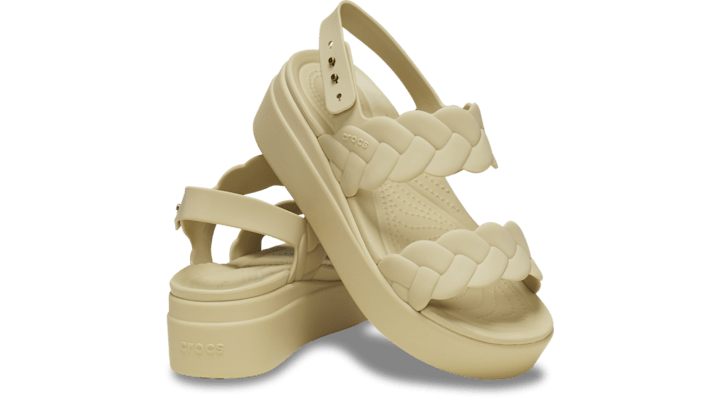 Crocs | Women | Brooklyn Woven Low | Sandals | Chai | - 209977-212
