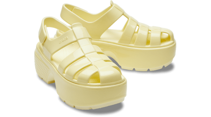 Crocs unisex Stomp Fisherman High Shine Sandals Buttercream
