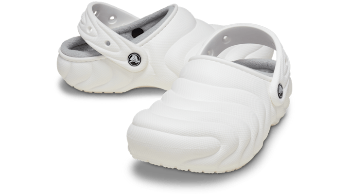 Crocs | Unisex | Classic Lined Overpuff | Clogs | White | - 210059-100