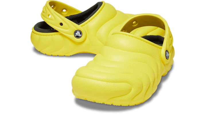 Crocs | Unisex | Classic Lined Overpuff | Clogs | Cyber Yellow | - 210059-77J